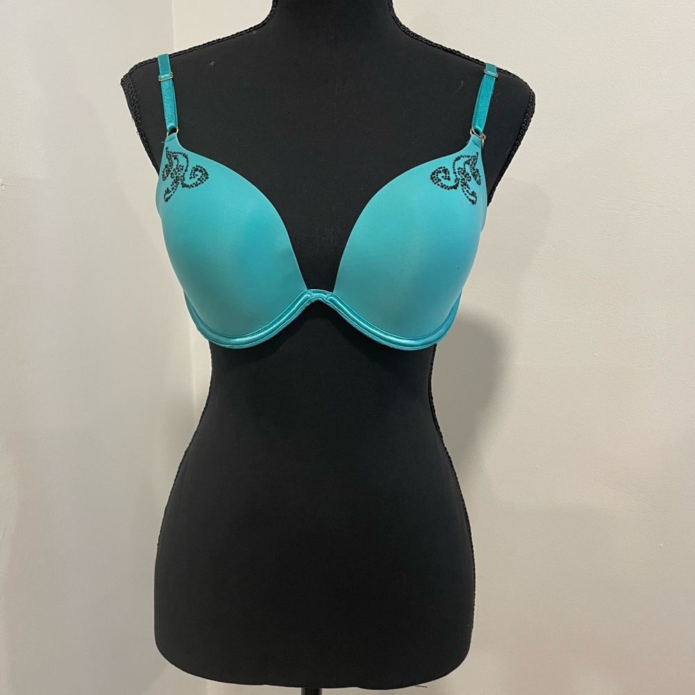 - Elegant Teal Underwire Bra Victoria Secret Very Sexy Push Up 36 D Never …